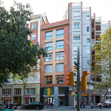 Apartment Cosy Near Sagrada Familia
