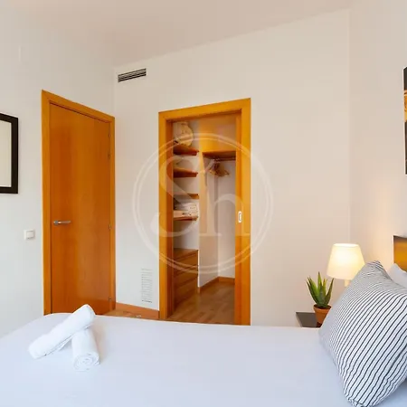 Cosy Near Sagrada Familia