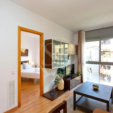 Cosy Near Sagrada Familia Apartment